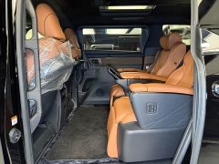 Toyota Vellfire Crown Hybrid 2.5L Executive Premier Edition - ფოტო 11
