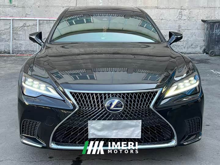 Lexus LS 500h Premier - ავტომობილი ჩინეთიდან