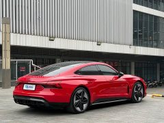Audi RS e-tron GT 2023 Base - ფოტო 6