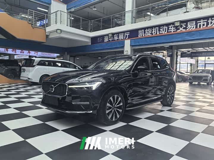 Volvo XC60 B5 AWD Smart Remote Luxury Edition