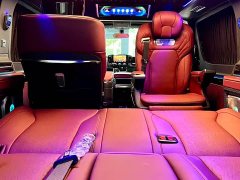 Toyota HIACE 3.5L Automatic - ფოტო 15