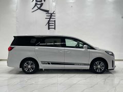 Buick GL8 ES Luxe Enjoyment Edition - ფოტო 2