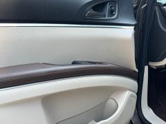 Buick GL8 Land Official Business Class 652T Comfort Edition - ფოტო 14