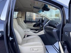 Toyota Alphard Hybrid 2.5L Luxury - ფოტო 8