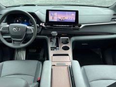 Toyota Gravia 2024 2.5L Hybrid Prestige Plus AWD - ფოტო 10