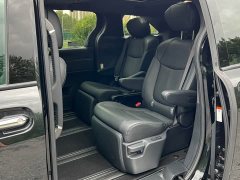 Toyota Gravia 2024 2.5L Hybrid Prestige Plus AWD - ფოტო 12