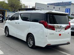 Toyota Alphard 2021 Hybrid 2.5L Premium Edition - ფოტო 9