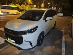 SAIC Maxus EUNIQ 5 2020 1.3T Plug-in Hybrid Luxury - ფოტო 1