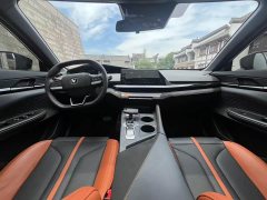 Changan UNI-V 1.5T Premium Sport - ფოტო 11