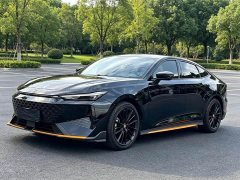 Changan UNI-V 1.5T Premium Sport - ფოტო 1