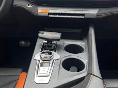 Changan UNI-V 1.5T Premium Sport - ფოტო 9