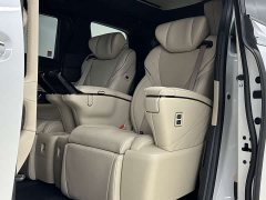 Toyota Alphard Hybrid 2.5L Premium Edition - ფოტო 10