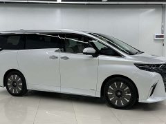 Toyota Alphard Hybrid 2.5L Premium Edition - ფოტო 3