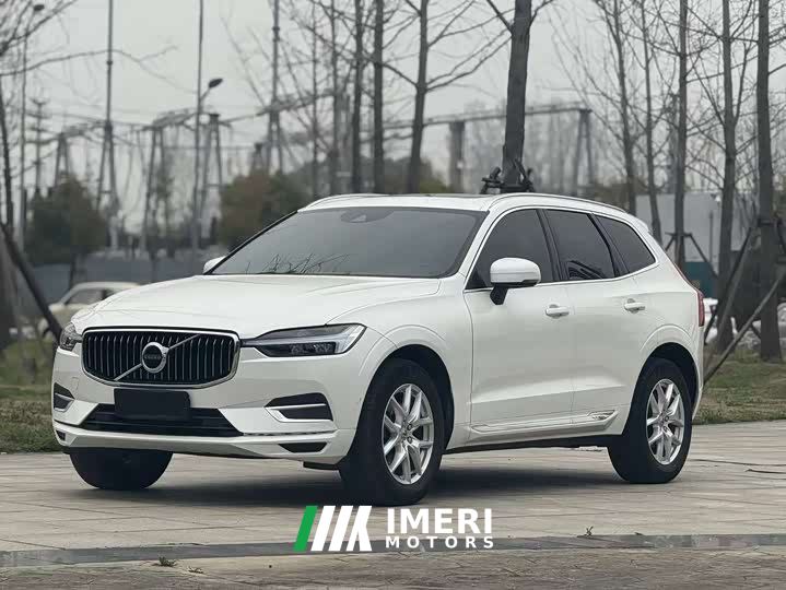Volvo XC60 T5 AWD Smart Luxury Edition