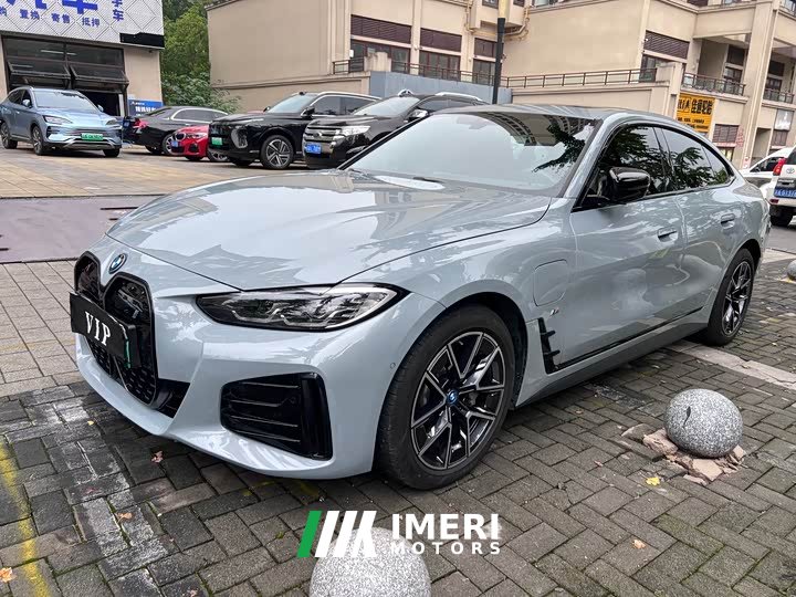 BMW i4 2023 eDrive40 - ავტომობილი ჩინეთიდან
