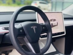 Tesla Model Y Rear-Wheel Drive - ფოტო 15