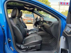 Ford Focus Sedan EcoBoost 180 Automatic ST Line - ფოტო 6