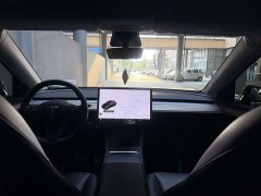 Tesla Model Y Standard Range RWD - ფოტო 13