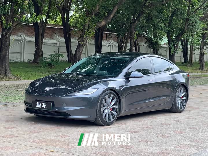 Tesla Model 3 Rear-Wheel Drive