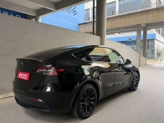 Tesla Model Y 2022 Facelift Rear-Wheel Drive - ფოტო 4