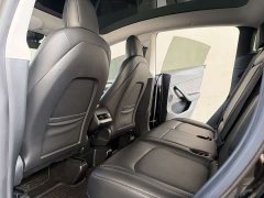 Tesla Model Y Long Range All-Wheel Drive - ფოტო 16