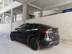 Tesla Model Y Long Range All-Wheel Drive - ფოტო 5