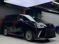 Lexus LM 500h Six-Seat Premium Edition - ფოტო 2