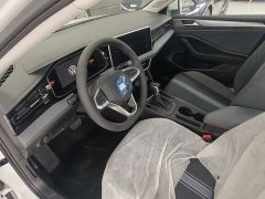 Volkswagen Jetta 300TSI DSG Flying Edition - ფოტო 13