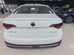 Volkswagen Jetta 300TSI DSG Flying Edition - ფოტო 6