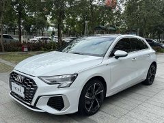 Audi A3 Sportback 35 TFSI Fashion Sport - ფოტო 1