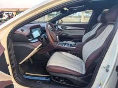 BYD Dolphin 07 DM-i Smart Driving Edition DM-i 1.5L 125km Luxury - ფოტო 10