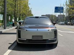Cadillac Zun S800 Extended Range Starlight Premium Edition 5-Seater (192-line LiDAR) - ფოტო 2