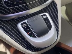 Mercedes-Benz V-Class 2022 V 260 L Long Wheelbase Luxury Edition - ფოტო 6