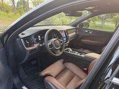 Volvo XC60 Plug-in Hybrid T8 PHEV Long Range AWD Smart Remote Luxury Edition - ფოტო 12