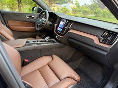 Volvo XC60 Plug-in Hybrid T8 PHEV Long Range AWD Smart Remote Luxury Edition - ფოტო 17