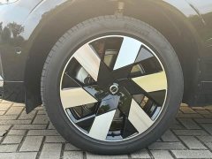 Volvo XC60 Plug-in Hybrid T8 PHEV Long Range AWD Smart Remote Luxury Edition - ფოტო 8
