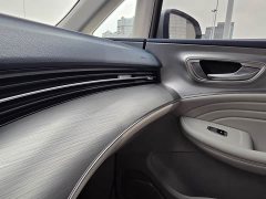 SAIC MG iMAX8 400TGI Huanju Edition - ფოტო 13