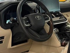 Toyota Land Cruiser (Imported) LC300 3.3T Diesel Middle East Edition - ფოტო 3