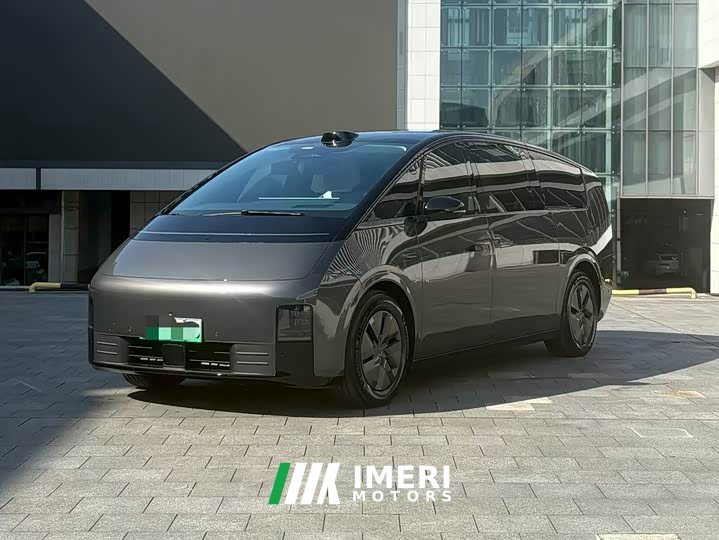 Li Auto Li Xiang MEGA 2024 Ultra - ავტომობილი ჩინეთიდან