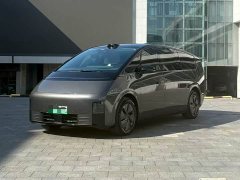 Li Auto Li Xiang MEGA 2024 Ultra - ფოტო 1