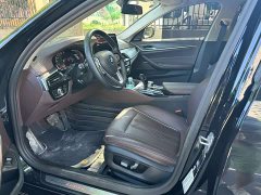 BMW 5 Series 530Li Premier Luxury Package - ფოტო 2