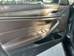 BMW 5 Series 530Li Premier Luxury Package - ფოტო 3
