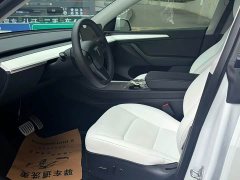 Tesla Model Y Performance All-Wheel Drive - ფოტო 8
