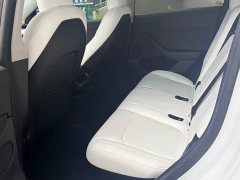 Tesla Model Y Performance All-Wheel Drive - ფოტო 9