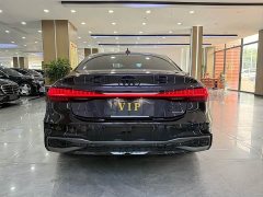 Audi A7L 45 TFSI quattro Dark Knight Edition - ფოტო 12