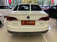 Volkswagen Bora 200TSI DSG Comfort Navigation Edition - ფოტო 8