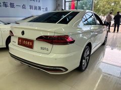 Volkswagen Bora 200TSI DSG Comfort Navigation Edition - ფოტო 9