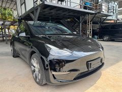 Tesla Model Y Long Range All-Wheel Drive - ფოტო 3