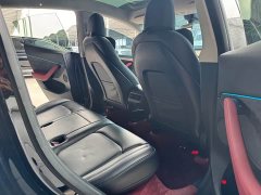Tesla Model Y Long Range All-Wheel Drive - ფოტო 8