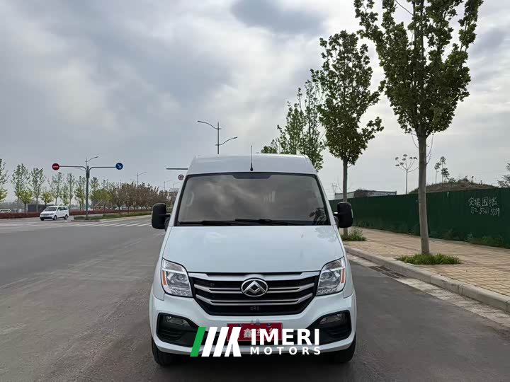 New Journey Xintu V80 Aoyuntong Value Edition 6MT Short Wheelbase Mid-roof 127Ps 5/6-seater - car from China
